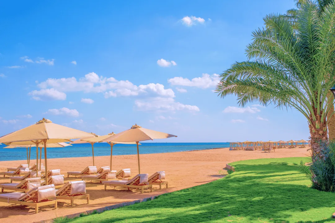 Sahl Hasheesh beach