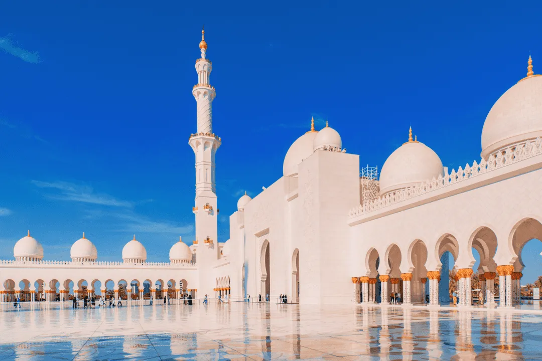 Sheikh Zayed Grand Mosque in Abu Dhabi