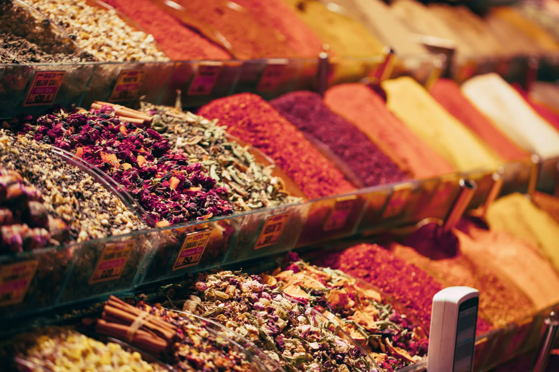 Spice stall in Turkey