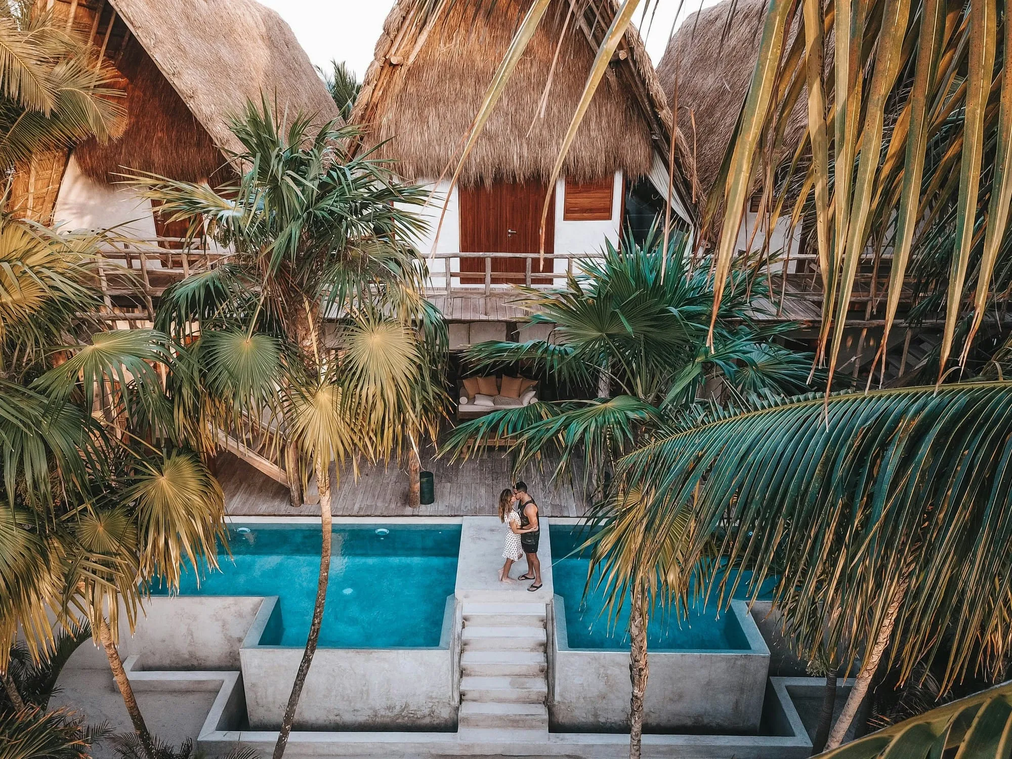 What gifts do newlyweds receive while traveling