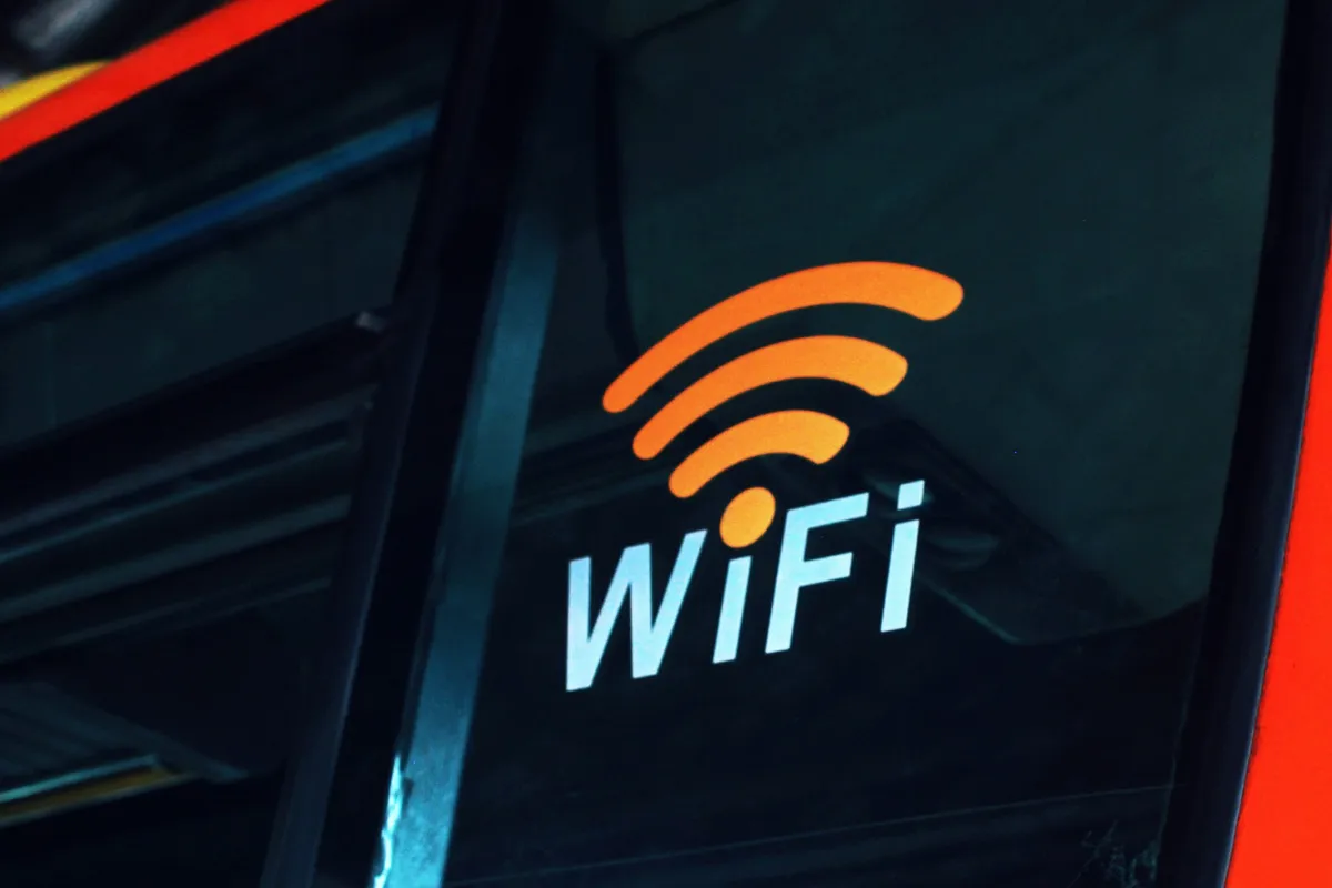 Cybersecurity on the Go: Public Wi-Fi at the Airport