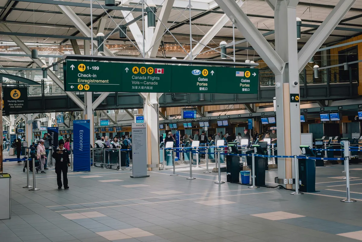 What is airport fast track and how does it work
