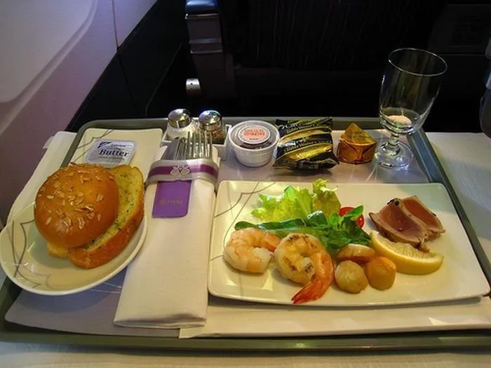 What do they feed us on a plane?