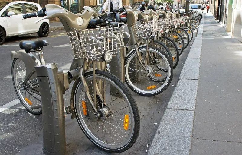 Bicycle for rent in Paris