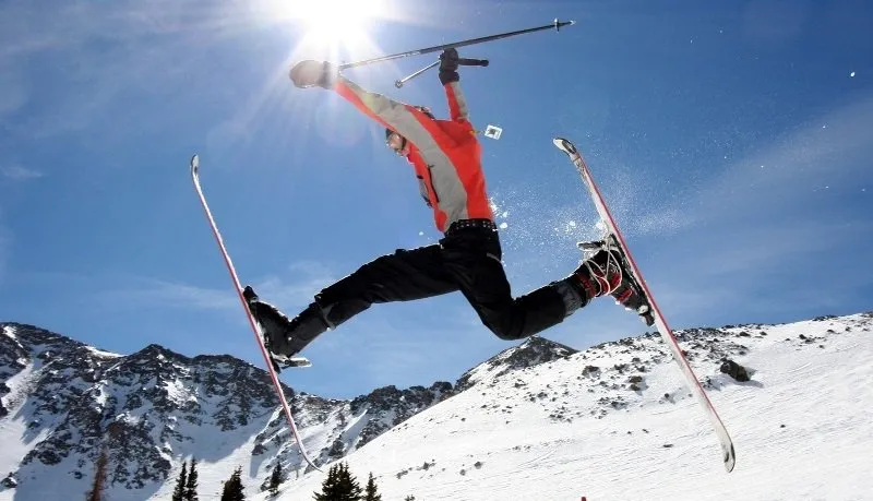 how to transport skis on a plane