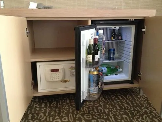 hotel safe