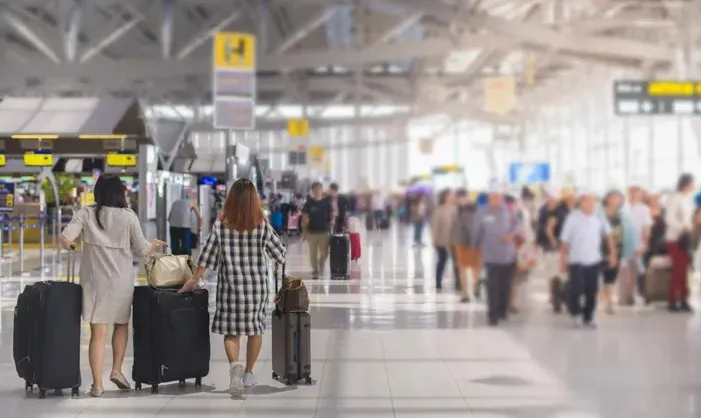 How does an airport work from the inside?