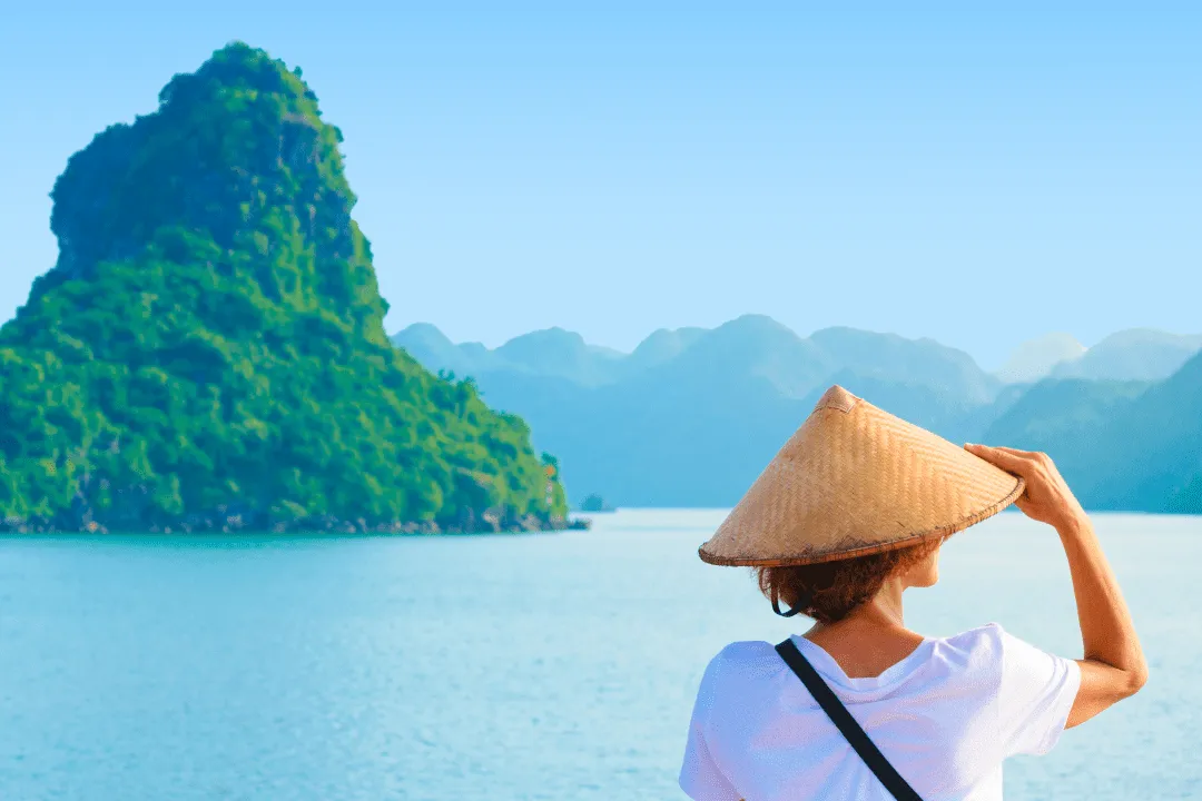 How to Travel Cheaper and When is the Best Time to Buy Plane Tickets