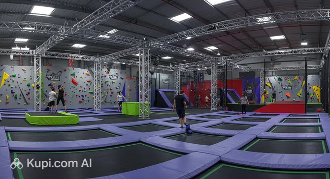 Street Maniax Adventure & Trampoline Park