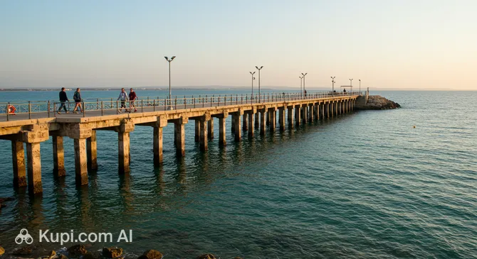 Larnaca Pier