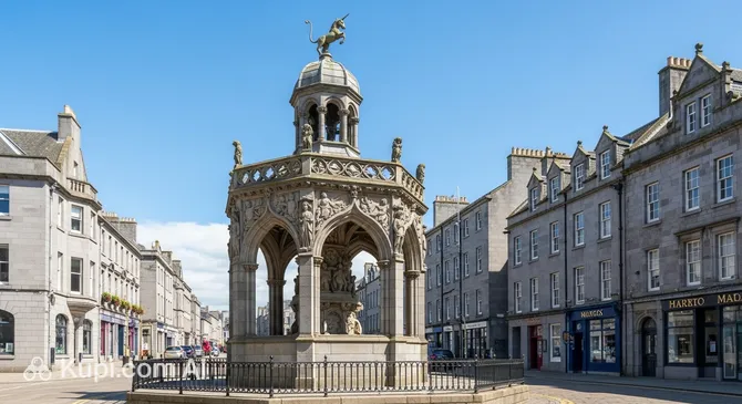 Mercat Cross