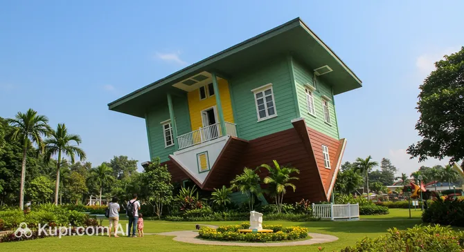 Upside Down House Kuching