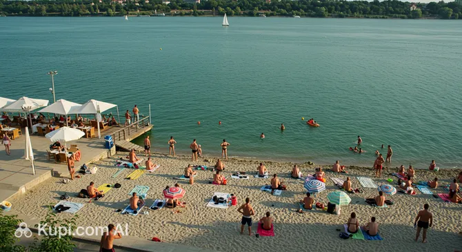 Štrand Beach