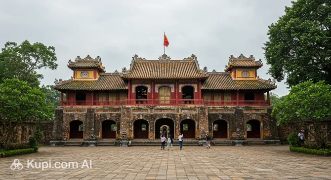 An Dinh Palace